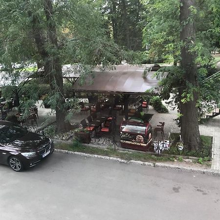Apartment On Nauki Avenue 102 Dnipro Esterno foto