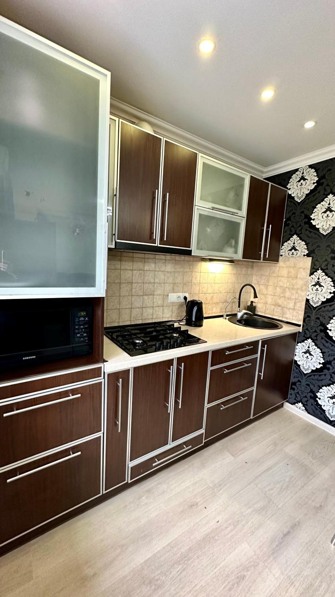Apartment On Nauki Avenue 102 Dnipro Esterno foto