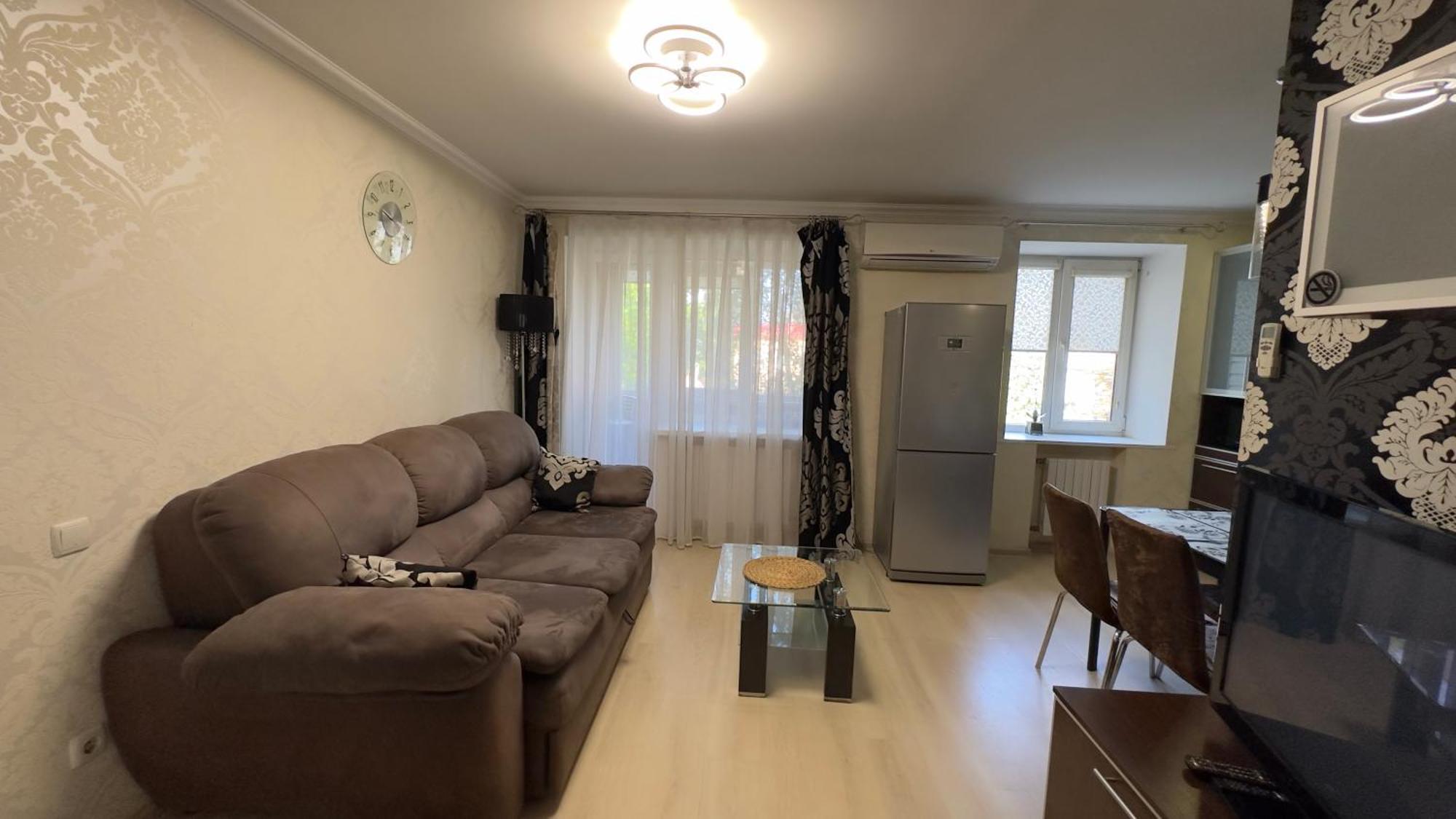 Apartment On Nauki Avenue 102 Dnipro Esterno foto