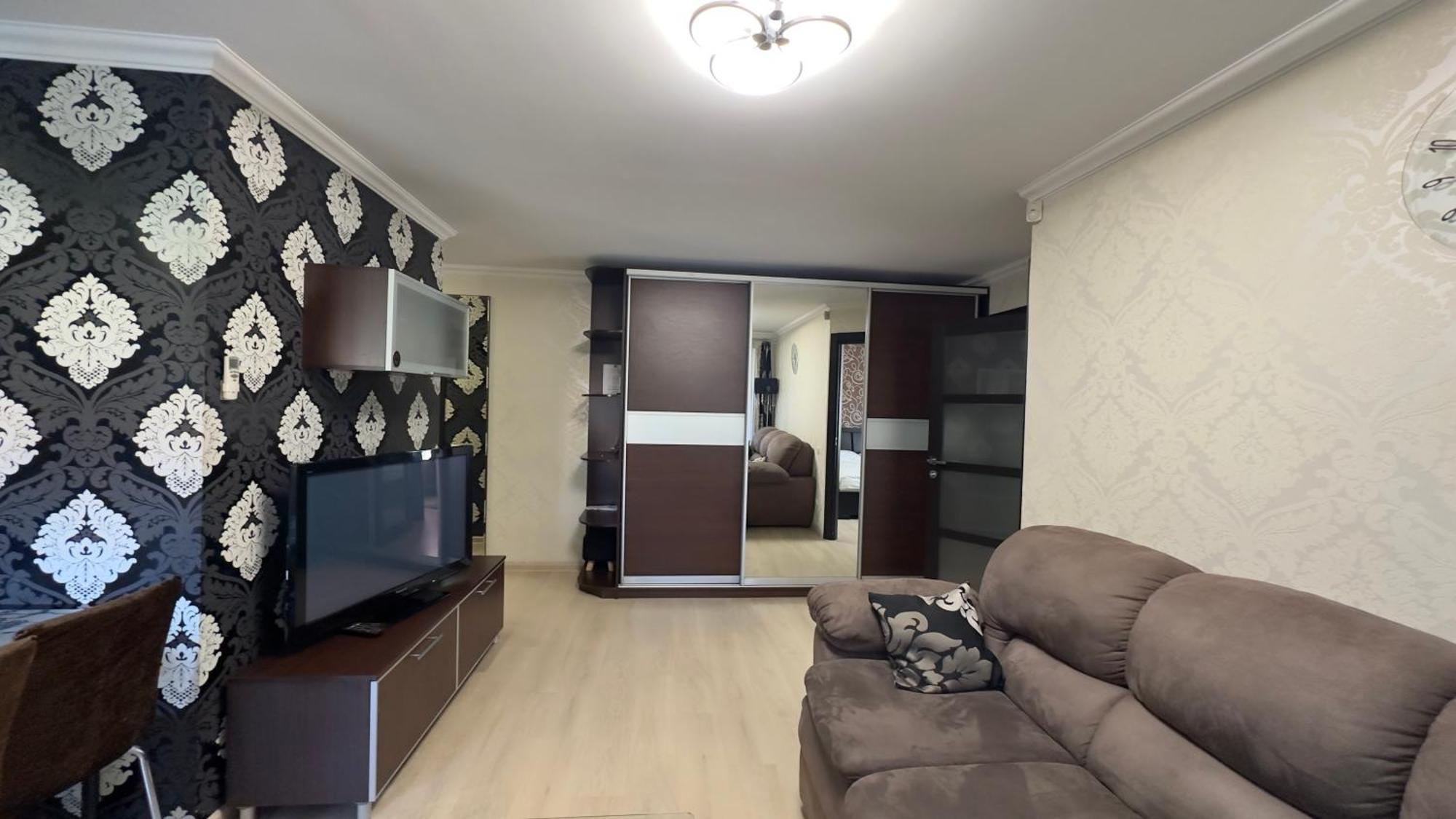 Apartment On Nauki Avenue 102 Dnipro Esterno foto