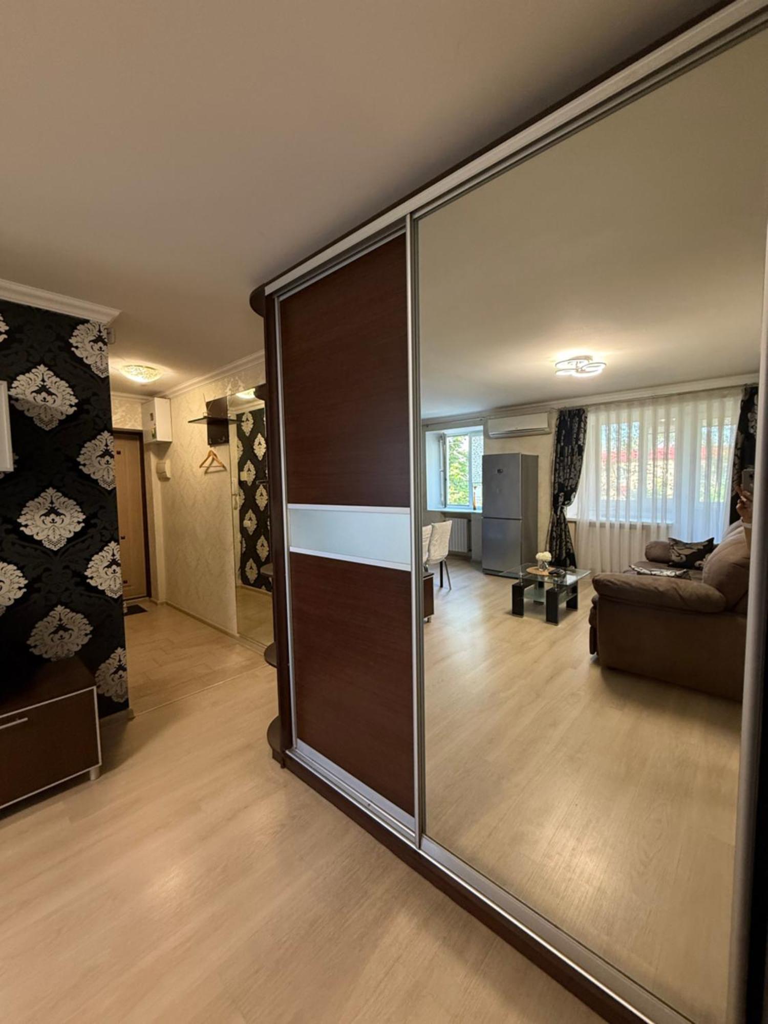 Apartment On Nauki Avenue 102 Dnipro Esterno foto